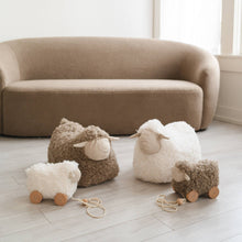 Load image into Gallery viewer, BELLA // pull-along sheep cream