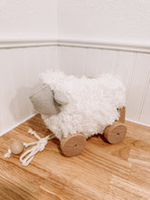 Load image into Gallery viewer, BELLA // pull-along sheep cream