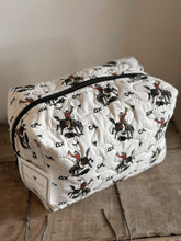 Load image into Gallery viewer, Lazy J Linen Makeup Bag