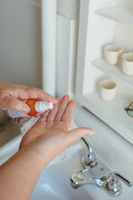 Load image into Gallery viewer, Sea Buckthorn & Tallow Face Oil Cleanser