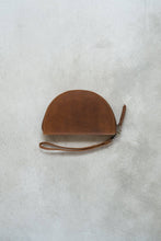 Load image into Gallery viewer, Wedge Wallet - Saddle (Light)