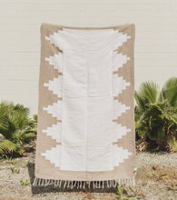 Load image into Gallery viewer, Chinanteco Tribal Blanket - Beige