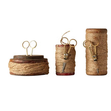 Load image into Gallery viewer, Wooden Spools with Jute and Scissors
