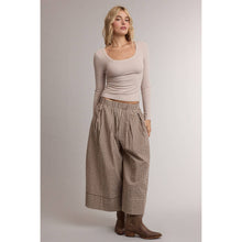 Load image into Gallery viewer, Gingham Wide Leg Pants
