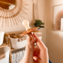 Load image into Gallery viewer, Itzy Soother™ Natural Rubber Paci Sets