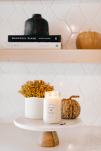 Load image into Gallery viewer, Cozy Cabin - Soy Wax Mason Jar Candle
