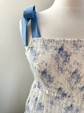 Load image into Gallery viewer, Floral Tie Dress
