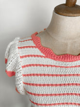 Load image into Gallery viewer, Coral Knit Top
