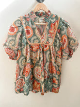 Load image into Gallery viewer, Mix Paisley Print Blouse with Puff Sleeves

