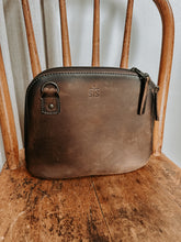 Load image into Gallery viewer, Baroness Crossbody
