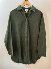 Load image into Gallery viewer, Pin Stripe Linen Top
