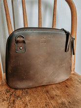 Load image into Gallery viewer, Baroness Crossbody
