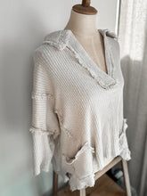 Load image into Gallery viewer, Khaki Collard Pullover
