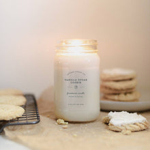 Load image into Gallery viewer, Vanilla Sugar Cookie 16 oz candle
