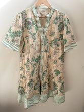 Load image into Gallery viewer, Botanical Print V-Neck Dress
