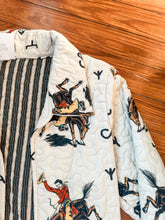 Load image into Gallery viewer, Lazy J Linen Quilt Jacket
