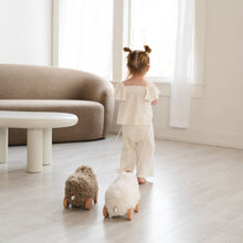 Load image into Gallery viewer, BELLA // pull-along sheep cream
