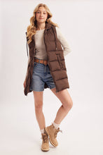Load image into Gallery viewer, Hooded Zipper Down Vest
