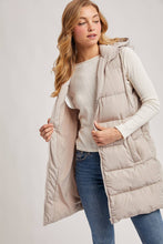 Load image into Gallery viewer, Hooded Zipper Down Vest
