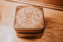 Load image into Gallery viewer, Leather Jewelry Box

