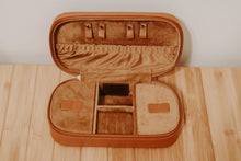 Load image into Gallery viewer, Leather Jewelry Box - Rectangle
